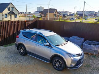 2013 Toyota RAV4 IV (XA40), серебристый, 2100000 рублей, вид 3