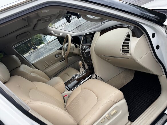 2012 Infiniti QX56 II, белый, 2490000 рублей - вид 24