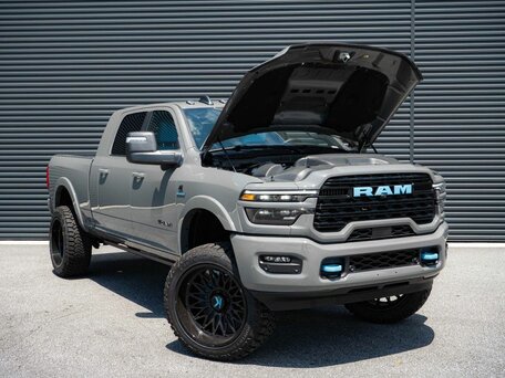 2026 RAM 2500, серый, 15470000 рублей, вид 2