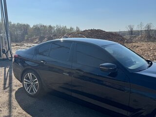 2020 BMW 5 серии 520d VII (G30/G31/G38) Рестайлинг, чёрный, 3999999 рублей, вид 3