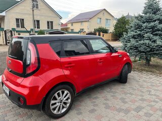 2018 Kia Soul II Рестайлинг, красный, 1570000 рублей, вид 3