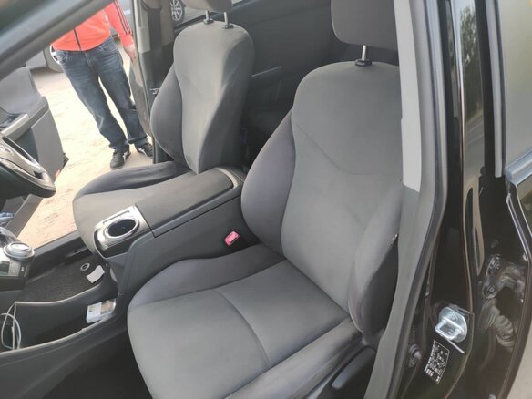2013 Toyota Prius Alpha I (ZVW40/41), чёрный, 1350000 рублей - вид 20