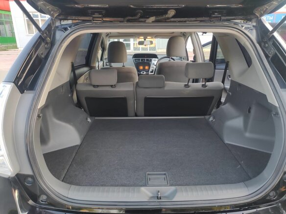 2013 Toyota Prius Alpha I (ZVW40/41), чёрный, 1350000 рублей - вид 18