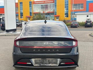 2021 Hyundai Sonata VIII (DN8), серый, 2380000 рублей, вид 5