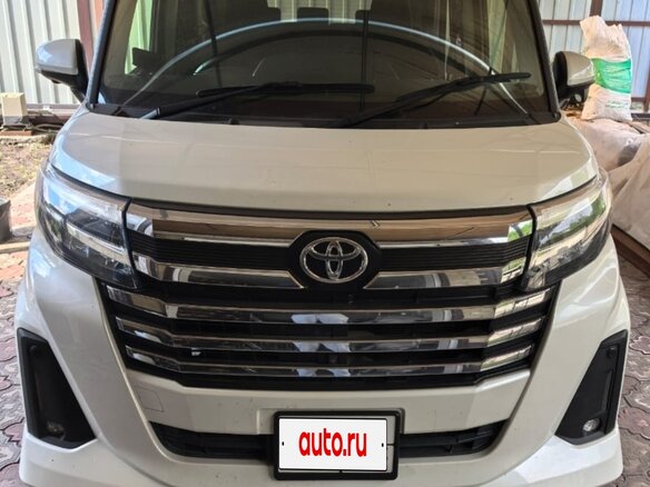 2021 Toyota Roomy I Рестайлинг, белый, 1500000 рублей