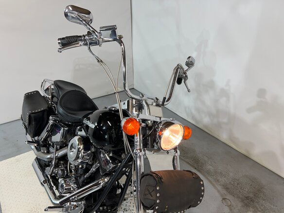 1985 Harley-Davidson Dyna Wide Glide, чёрный, 980000 рублей - вид 4