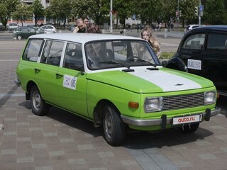 1983 Wartburg 353 W, зелёный, 650000 рублей, вид 4