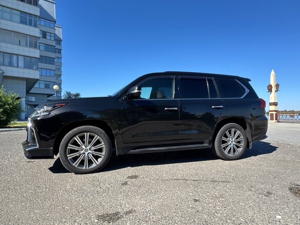 2020 Lexus LX 450d III Рестайлинг 2, чёрный, 9900000 рублей - вид 4