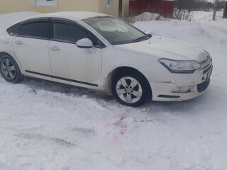 2013 Citroen C5 II, белый, 700000 рублей, вид 3