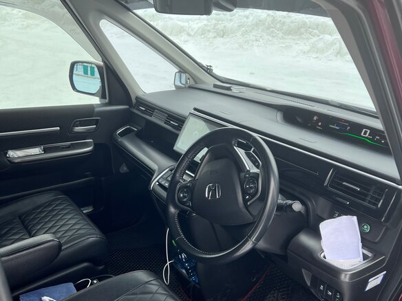 2018 Honda Stepwgn Spada V Рестайлинг, красный, 2300000 рублей - вид 12