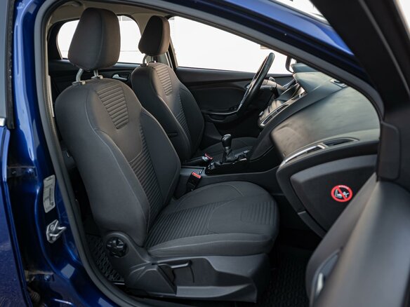 2016 Ford Focus III Рестайлинг, синий - вид 7