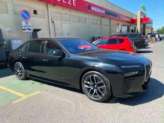 2026 BMW 7 серии 740d xDrive VII (G70), чёрный, 15890000 рублей, вид 3