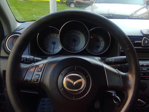 2007 Mazda 3 I (BK) Рестайлинг, красный, 430000 рублей - вид 10
