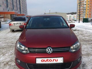 2011 Volkswagen Polo V, красный, 800000 рублей, вид 1