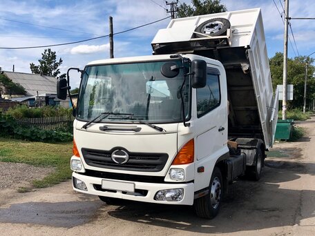 2004 Hino Series 500 (Ranger), белый, 4200000 рублей, вид 2
