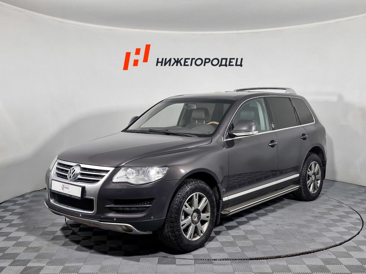 Открыть фотографии: Volkswagen Touareg I Рестайлинг
