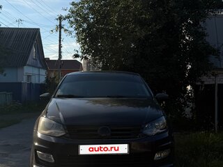 2018 Volkswagen Polo V Рестайлинг, серый, 750000 рублей, вид 2