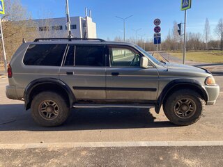 2001 Mitsubishi Montero Sport I, серый, 445000 рублей, вид 3