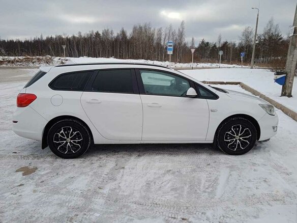 2012 Opel Astra J, белый, 750000 рублей - вид 5