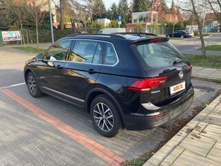 2019 Volkswagen Tiguan II, чёрный, 1859416 рублей, вид 2