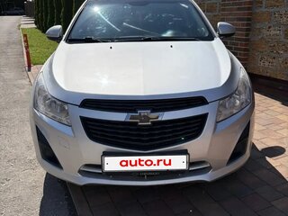 2013 Chevrolet Cruze I Рестайлинг, серебристый, 720000 рублей, вид 2
