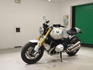 2022 BMW R Nine T, серебристый, 1683917 рублей, вид 3