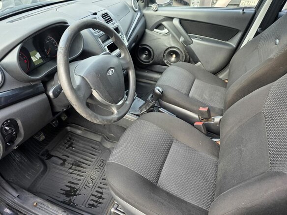 2014 Lada (ВАЗ) Kalina II, чёрный, 219000 рублей - вид 5