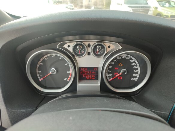 2008 Ford Focus ST II Рестайлинг, оранжевый - вид 17