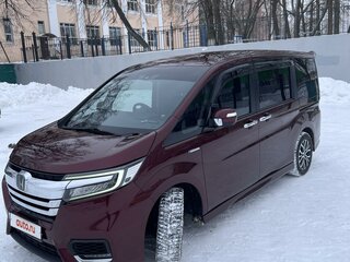 2018 Honda Stepwgn Spada V Рестайлинг, красный, 2350000 рублей, вид 2