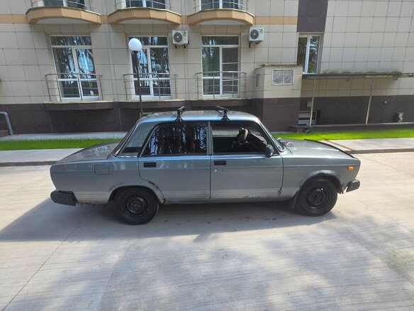 2011 Lada (ВАЗ) 2107, серый, 110000 рублей - вид 4