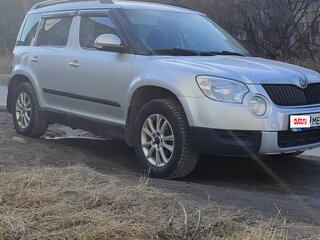 2012 Skoda Yeti I, серебристый, 530000 рублей, вид 3