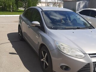2013 Ford Focus III, серебристый, 900000 рублей, вид 1
