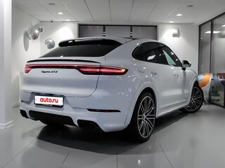 2020 Porsche Cayenne GTS Coupé III, белый, 10700000 рублей, вид 2