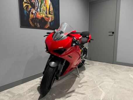 2023 Ducati Panigale V2, красный, 1670000 рублей, вид 3