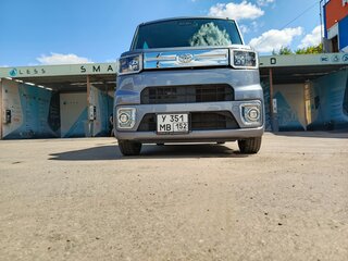 2018 Toyota Pixis Mega, серый, 969000 рублей, вид 3