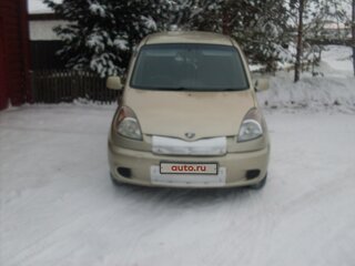 2002 Toyota FunCargo, золотистый, 545000 рублей, вид 1