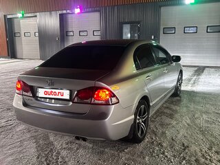 2009 Honda Civic VIII Рестайлинг, серебристый, 950000 рублей, вид 5