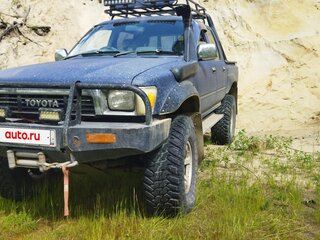 1989 Toyota Hilux V, синий, 1600000 рублей, вид 3