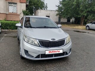 2012 Kia Rio III, серебристый, 730000 рублей, вид 2