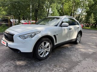 2013 Infiniti QX70, белый, 2300000 рублей, вид 1