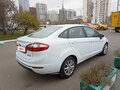 2016 Ford Fiesta Mk6 Рестайлинг, белый, 1300000 рублей - вид 1