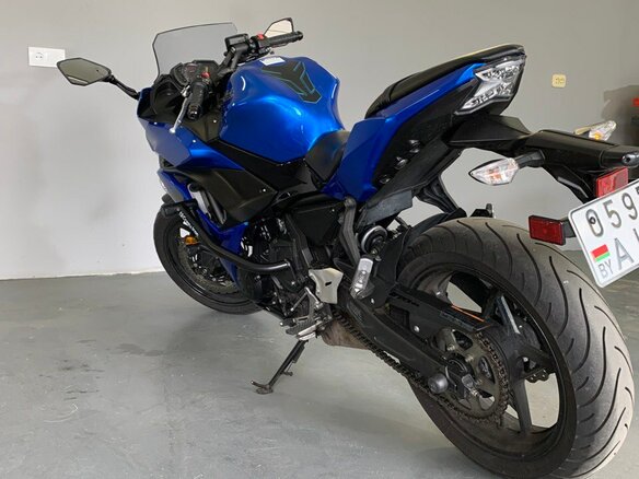 2018 Kawasaki Ninja 650, синий, 647800 рублей - вид 3