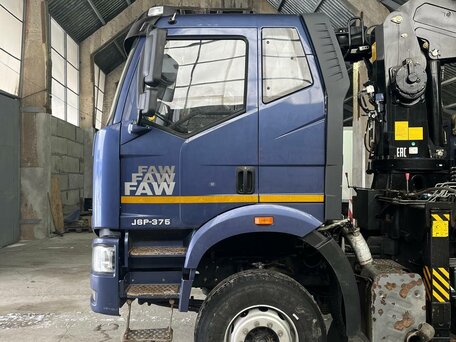 2019 FAW J6 CA3250, синий, 10890000 рублей, вид 4