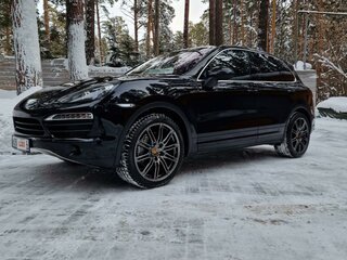 2010 Porsche Cayenne S II (958), чёрный, 3300000 рублей, вид 3