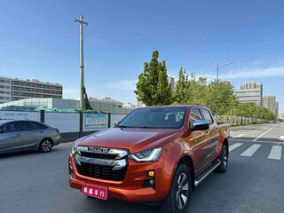 2023 Isuzu D-Max III, оранжевый, 2500000 рублей, вид 1
