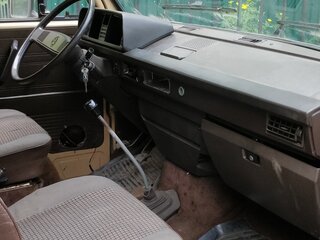1984 Volkswagen Caravelle 5-speed T3, коричневый, 300000 рублей, вид 4