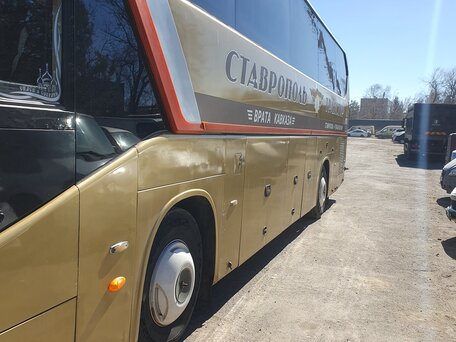 2014 King Long XMQ6129Y, коричневый, 5200000 рублей, вид 2