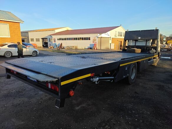 2020 Isuzu Forward (F-Series), белый, 8500000 рублей - вид 4