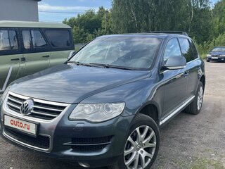 2007 Volkswagen Touareg I Рестайлинг, серый, 1000000 рублей, вид 1