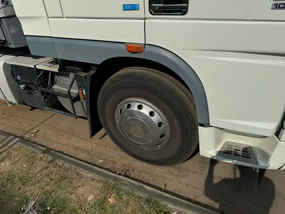 2013 DAF XF 105, белый, 1750000 рублей - вид 2